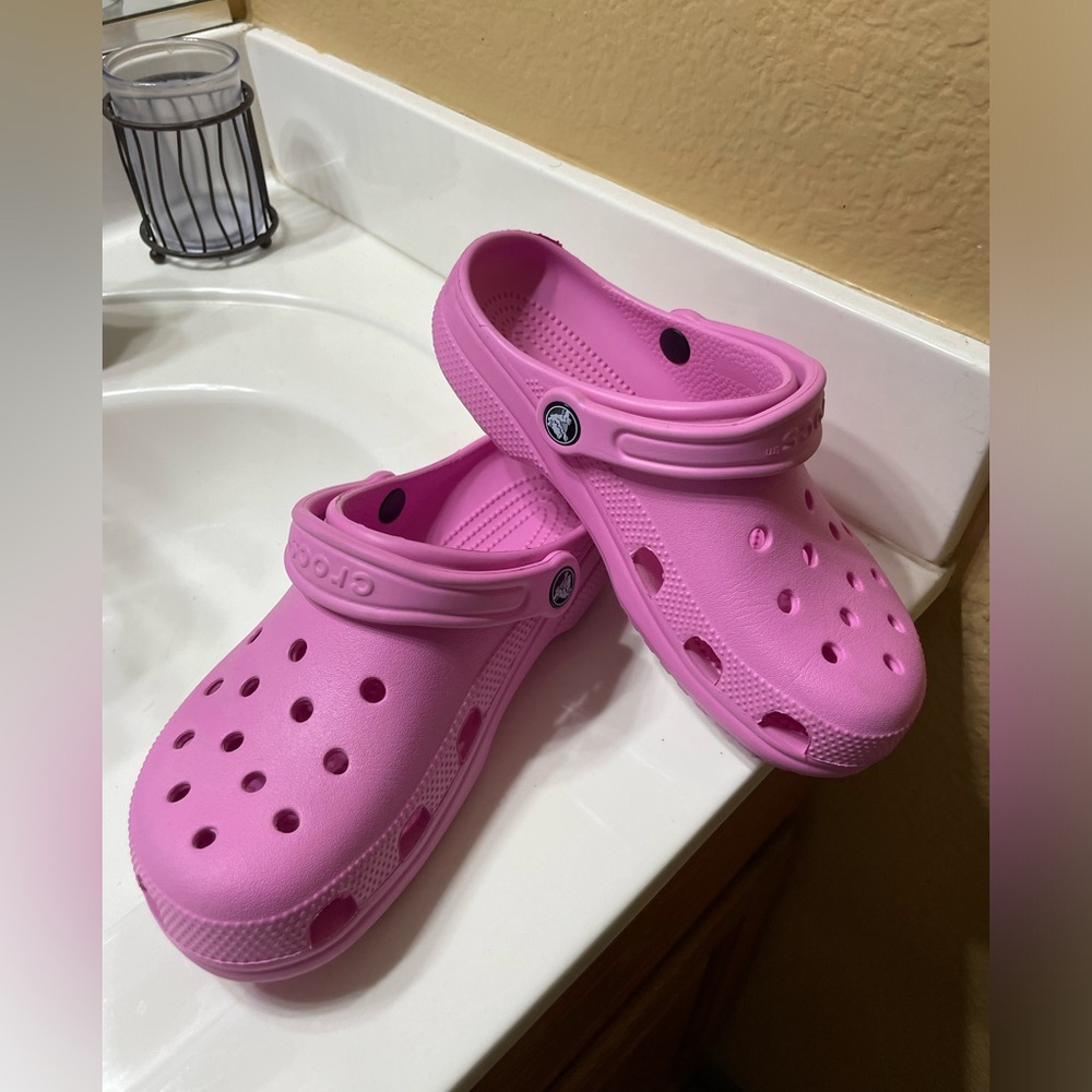 Pink crocs - size 6 W